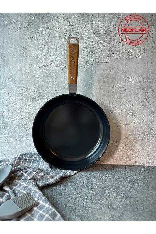 BIEN ALÜMİNYUM DÖKÜM WOK TAVA, SİYAH 24CM - 2