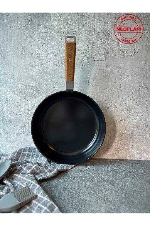 BIEN ALÜMİNYUM DÖKÜM WOK TAVA, SİYAH 24CM - 2