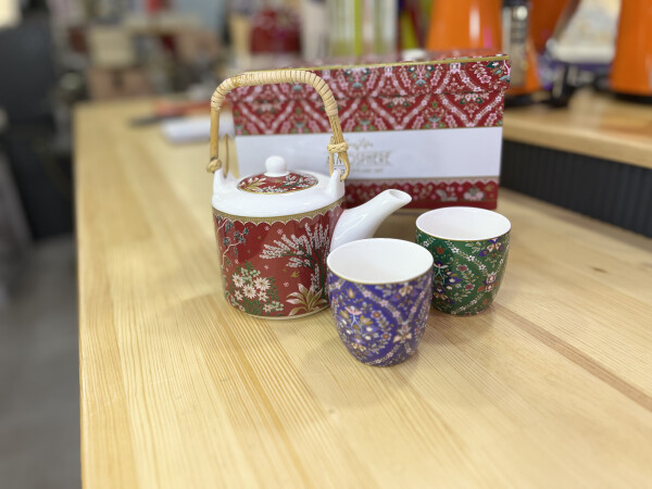 Easy Life Eclectic Chic Porselen Çaydanlık ve 2'li Fincan Seti 600 ml / 160 ml - Metal Demlikli - 2