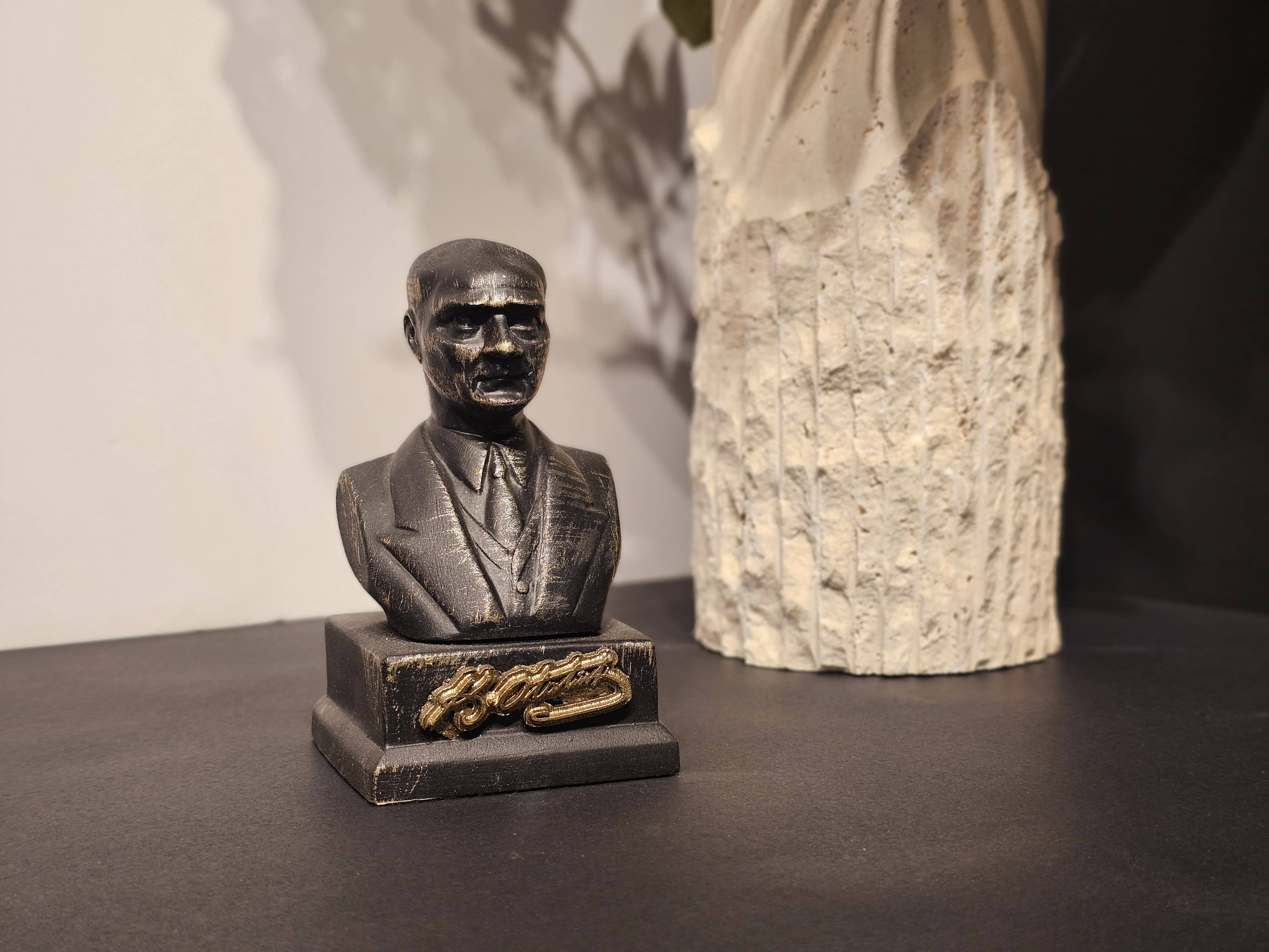 KAİDELİ ATATÜRK BİBLO SİYAH 14 CM - 3