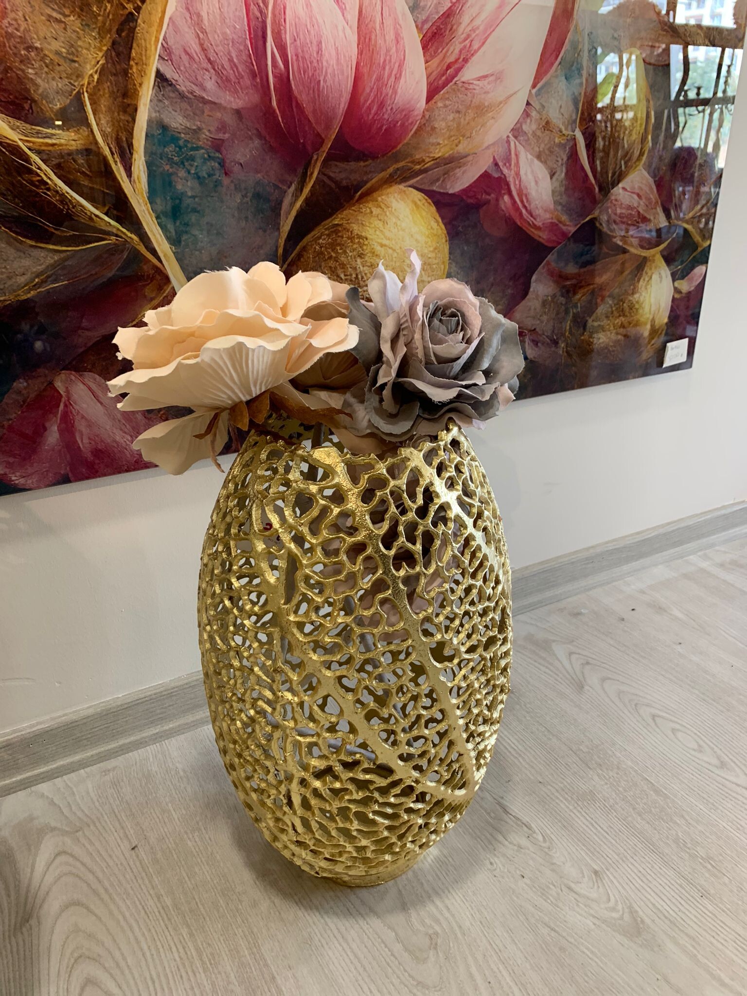 METAL DELİKLİ VAZO ALTIN PİRİNÇ DÖKÜM 25X38 CM - 1