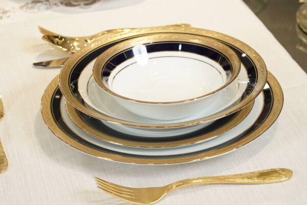 Noritake Crestwood Cobalt Gold 85 Parça Yemek Takımı - 1
