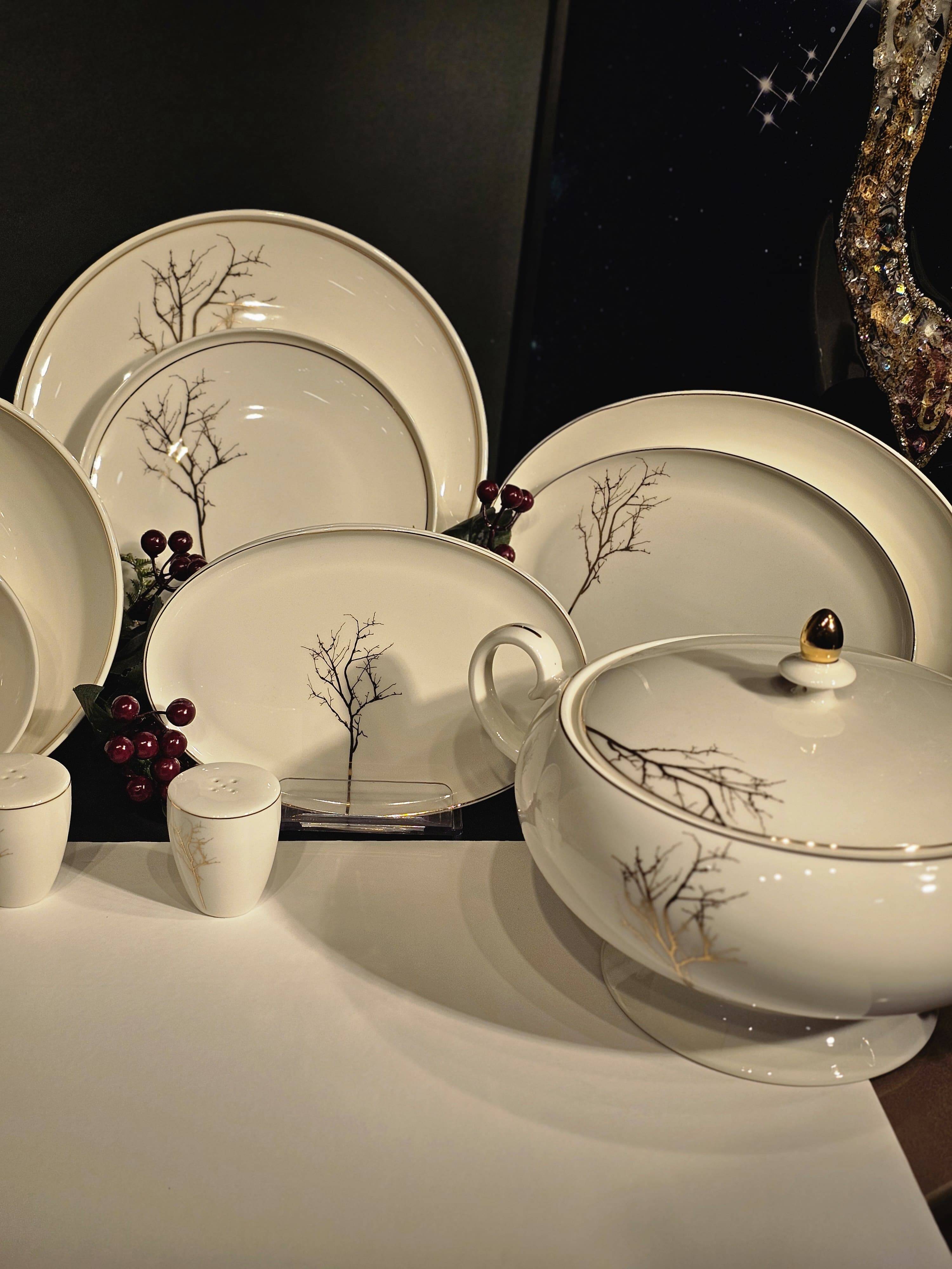 PRESTİGE COLLECTİONS . Yuvarlak 60 Parça Yemek Takımı Y-9004 - 3