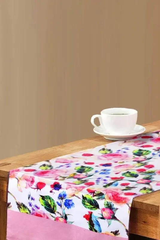Rose Deluxe Runner - 1